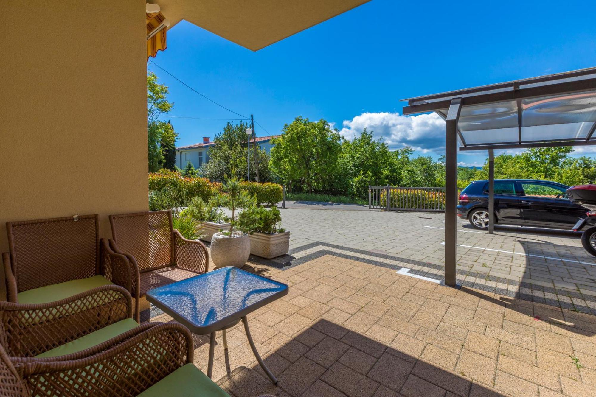 Pupic Apartment Dramalj Bagian luar foto